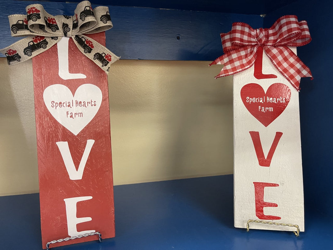 Special Hearts Farm Love